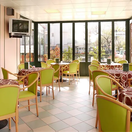 Beach2 3* 리도 디 예솔로